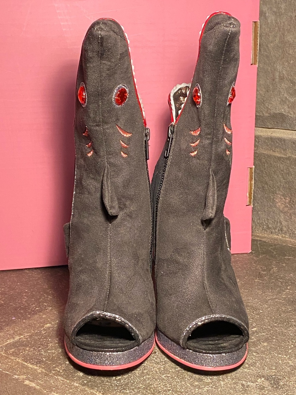 RARE Irregular Choice SHARK BITE boots,open toe,platform heels,shark face/teeth - Picture 2 of 16